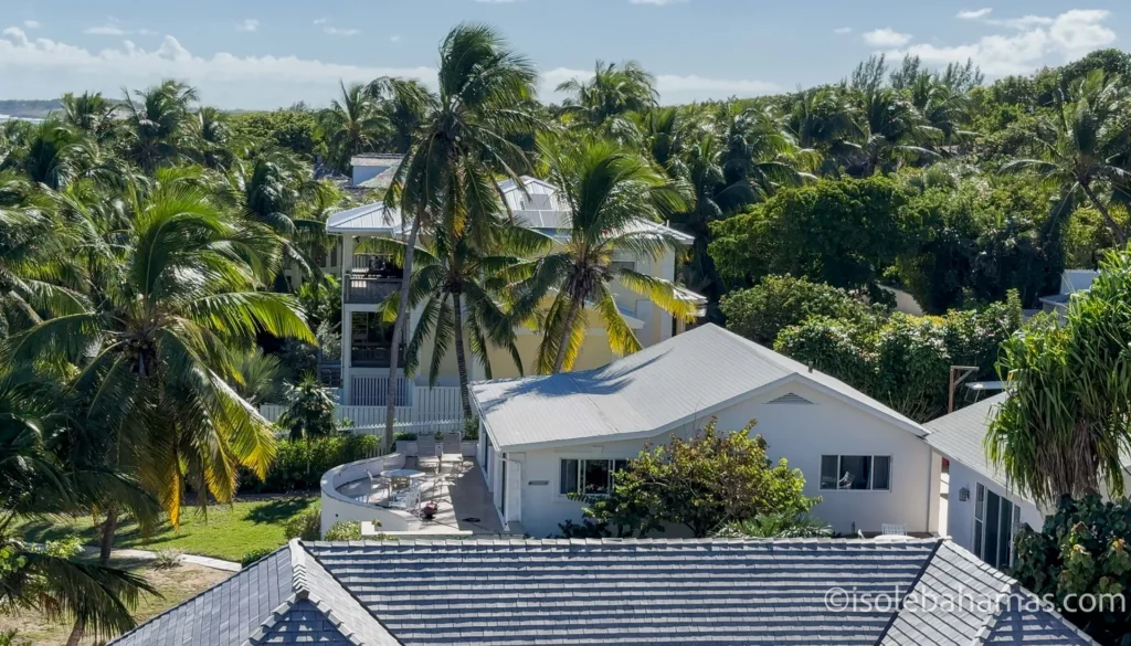 Case tra le palme a Harbour Island, alle Bahamas