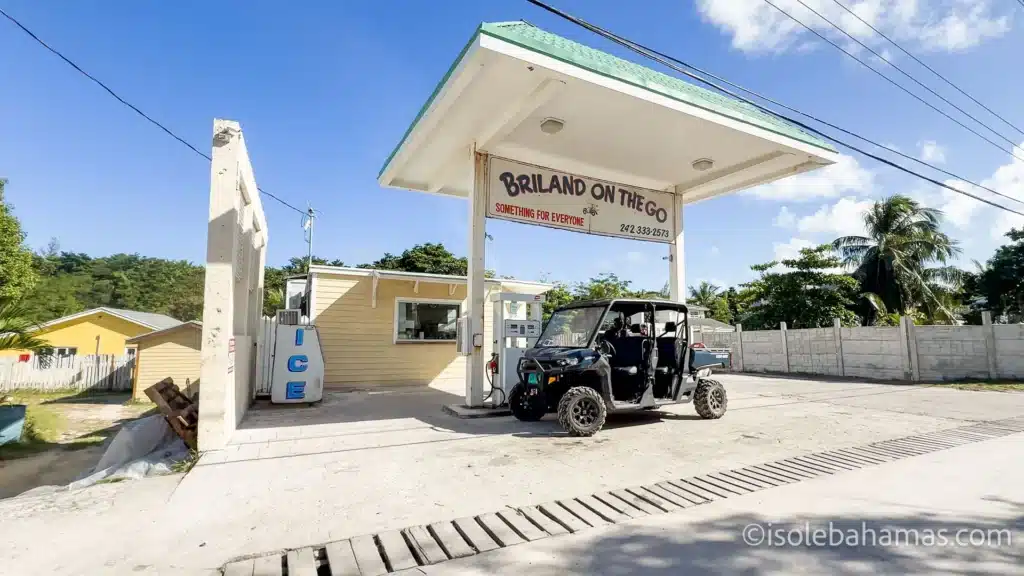 Noleggio golf cart e distributore a Harbour Island, chiamata Briland dagli abitanti